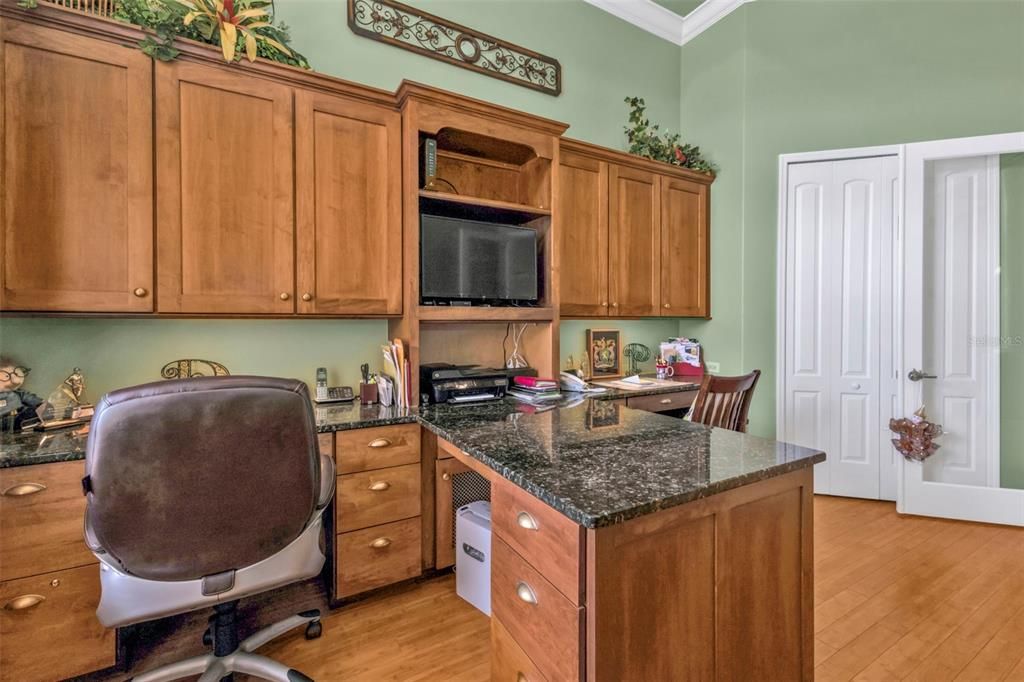 For Sale: $1,195,000 (3 beds, 2 baths, 3244 Square Feet)