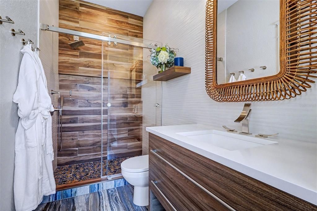 For Sale: $4,100,000 (3 beds, 4 baths, 3647 Square Feet)