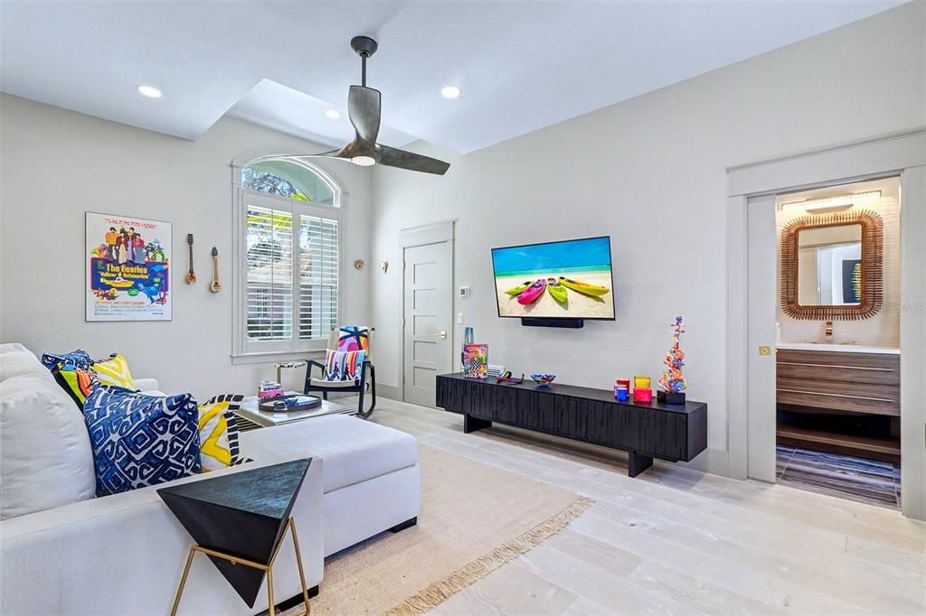 For Sale: $4,100,000 (3 beds, 4 baths, 3647 Square Feet)