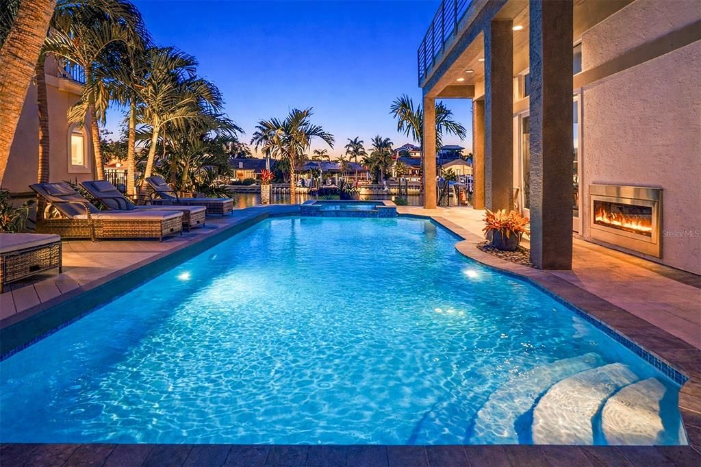 For Sale: $4,100,000 (3 beds, 4 baths, 3647 Square Feet)