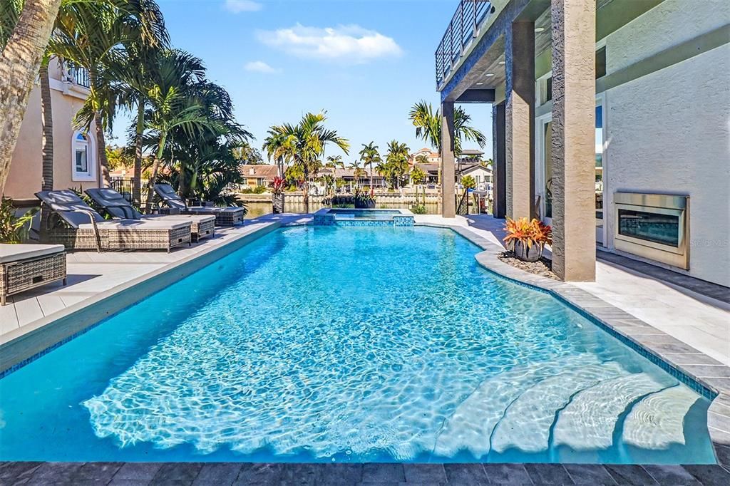 For Sale: $4,100,000 (3 beds, 4 baths, 3647 Square Feet)