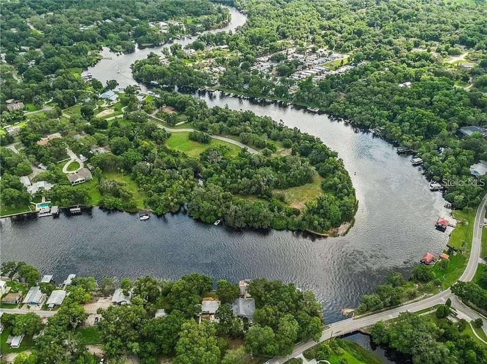 待售: $1,200,000 (1.85 acres)