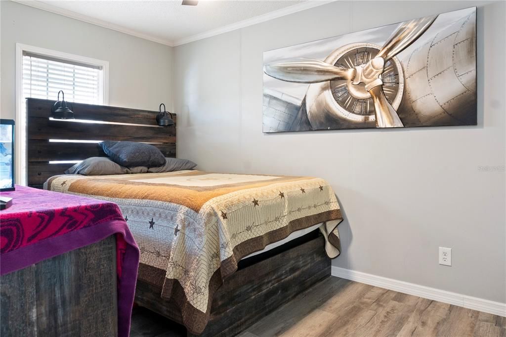For Sale: $255,000 (3 beds, 2 baths, 1248 Square Feet)
