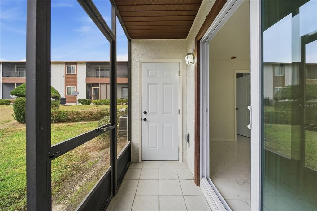 En Venta: $125,000 (2 camas, 2 baños, 876 Pies cuadrados)