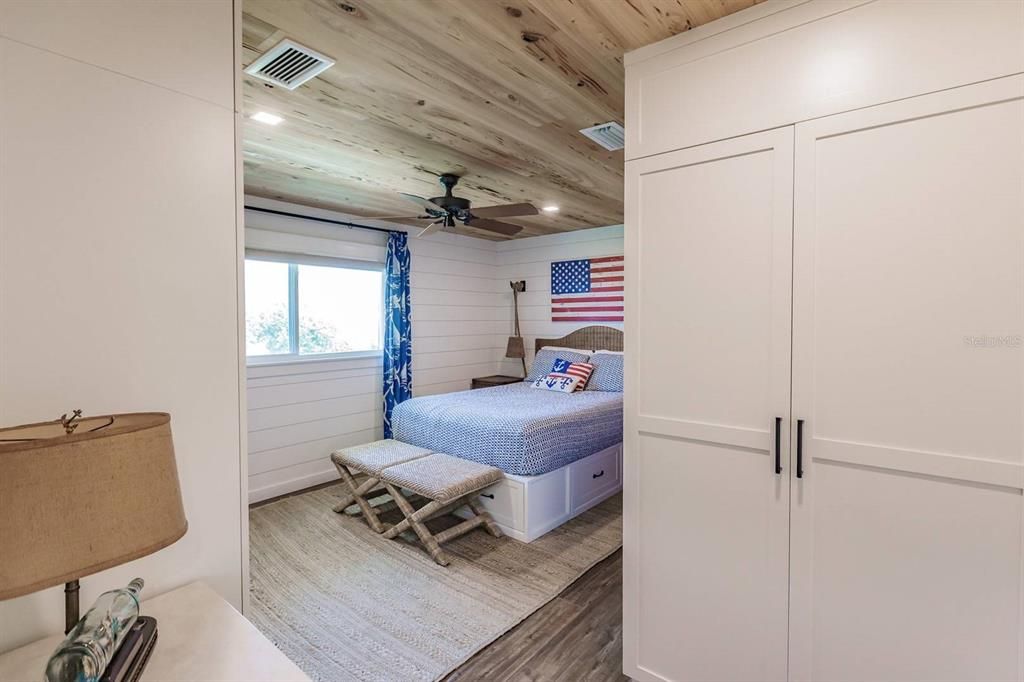 For Rent: $27,000 (2 beds, 2 baths, 1164 Square Feet)