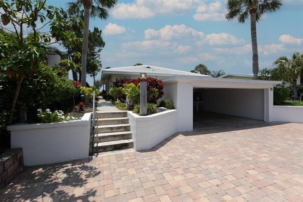 For Rent: $27,000 (2 beds, 2 baths, 1164 Square Feet)
