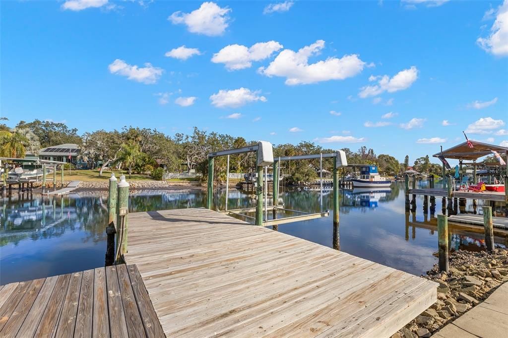 Active With Contract: $374,900 (3 beds, 3 baths, 1800 Square Feet)