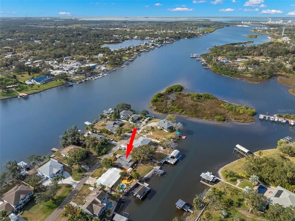 Active With Contract: $374,900 (3 beds, 3 baths, 1800 Square Feet)