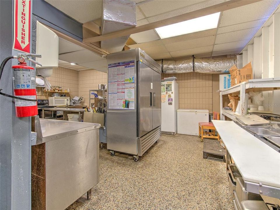 待售: $1,600,000 (0 贝兹, 0 浴室, 4181 平方英尺)