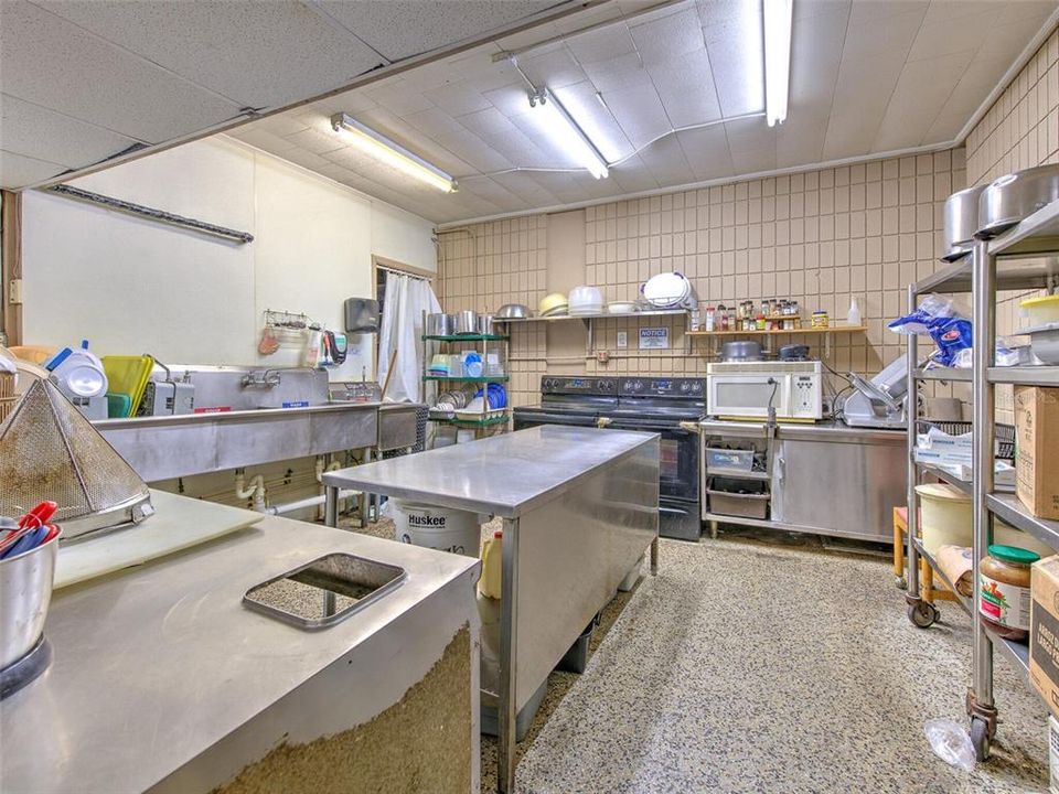 待售: $1,600,000 (0 贝兹, 0 浴室, 4181 平方英尺)