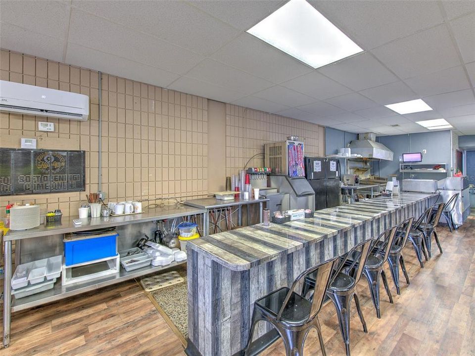 待售: $1,600,000 (0 贝兹, 0 浴室, 4181 平方英尺)