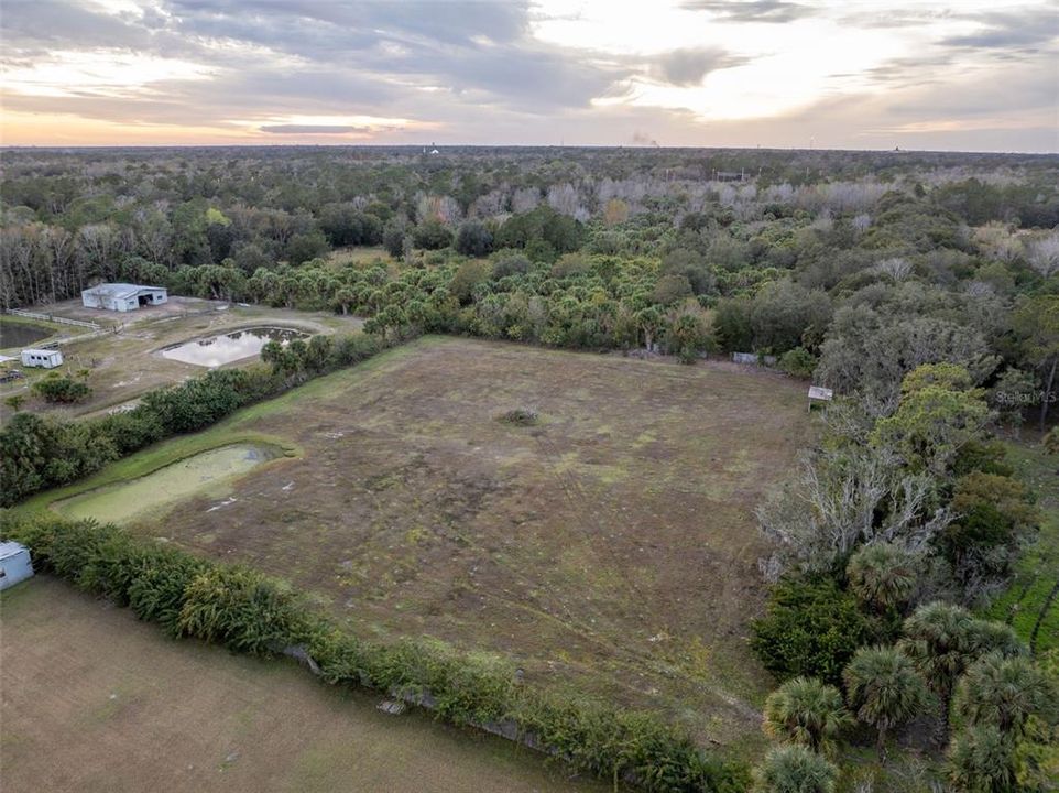 En Venta: $289,000 (1.99 acres)