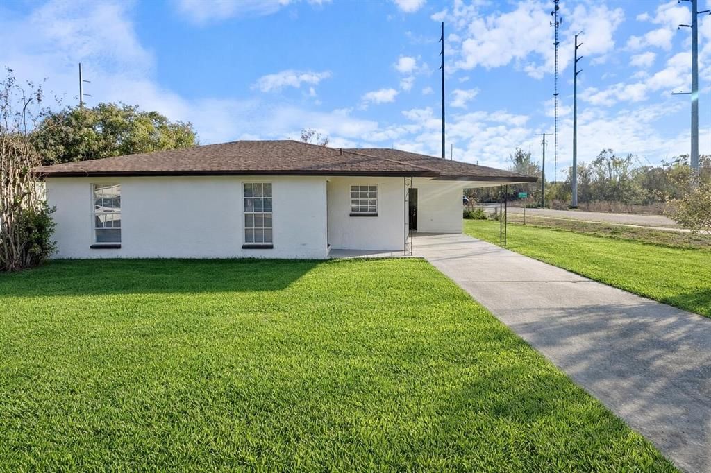 Activo con contrato: $229,000 (3 camas, 1 baños, 1048 Pies cuadrados)