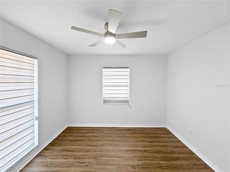 Activo con contrato: $229,000 (3 camas, 1 baños, 1048 Pies cuadrados)