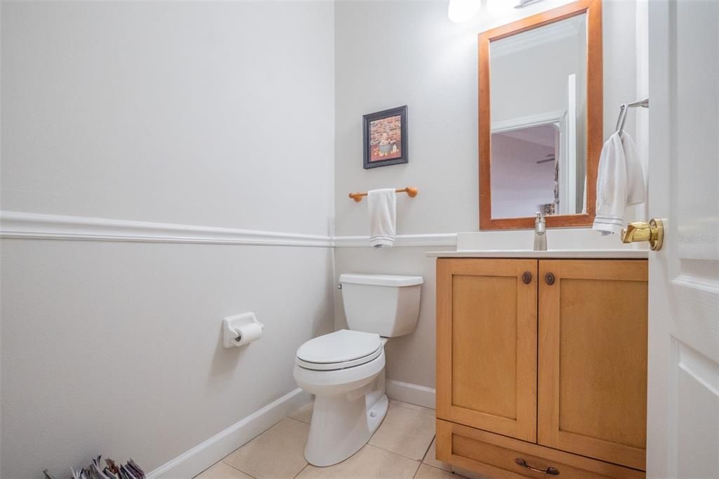 For Sale: $360,000 (3 beds, 3 baths, 2087 Square Feet)