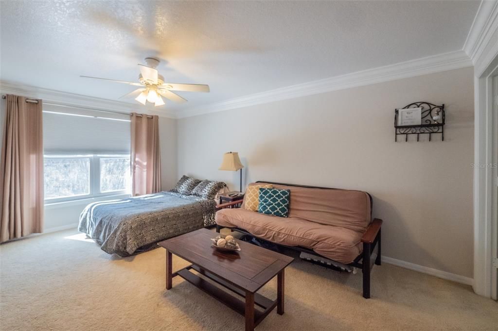 For Sale: $360,000 (3 beds, 3 baths, 2087 Square Feet)