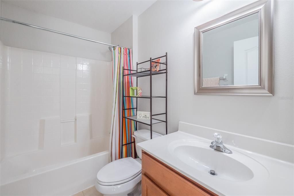 For Sale: $360,000 (3 beds, 3 baths, 2087 Square Feet)