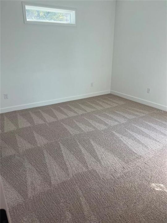 For Sale: $275,000 (3 beds, 2 baths, 1371 Square Feet)