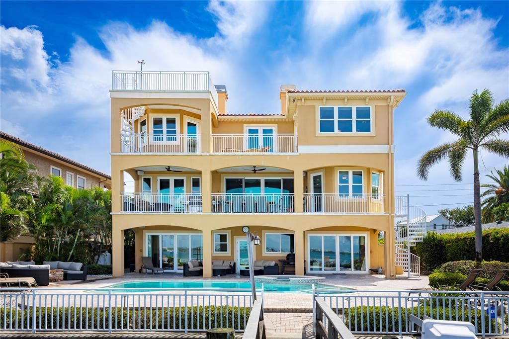 En Venta: $3,800,000 (5 camas, 4 baños, 4571 Pies cuadrados)