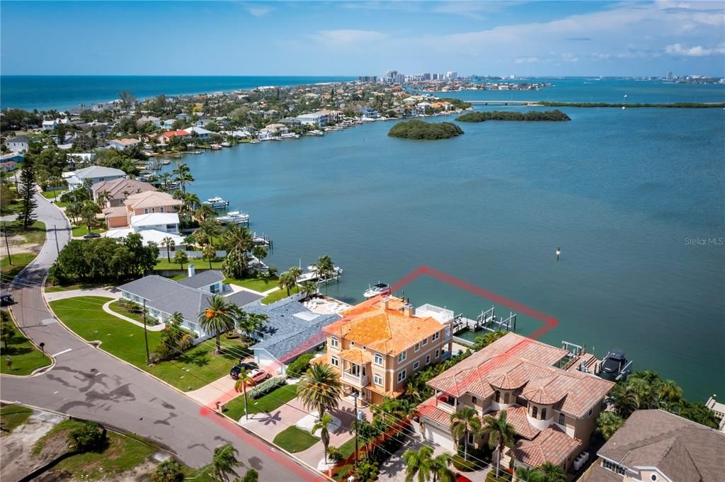 En Venta: $3,800,000 (5 camas, 4 baños, 4571 Pies cuadrados)