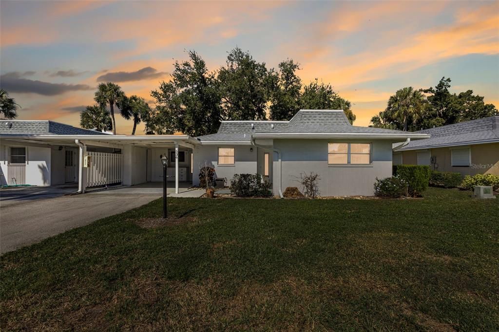 For Sale: $144,900 (2 beds, 2 baths, 1151 Square Feet)