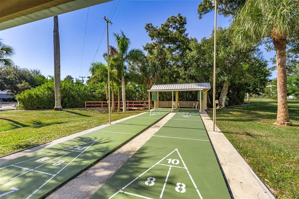 For Sale: $144,900 (2 beds, 2 baths, 1151 Square Feet)