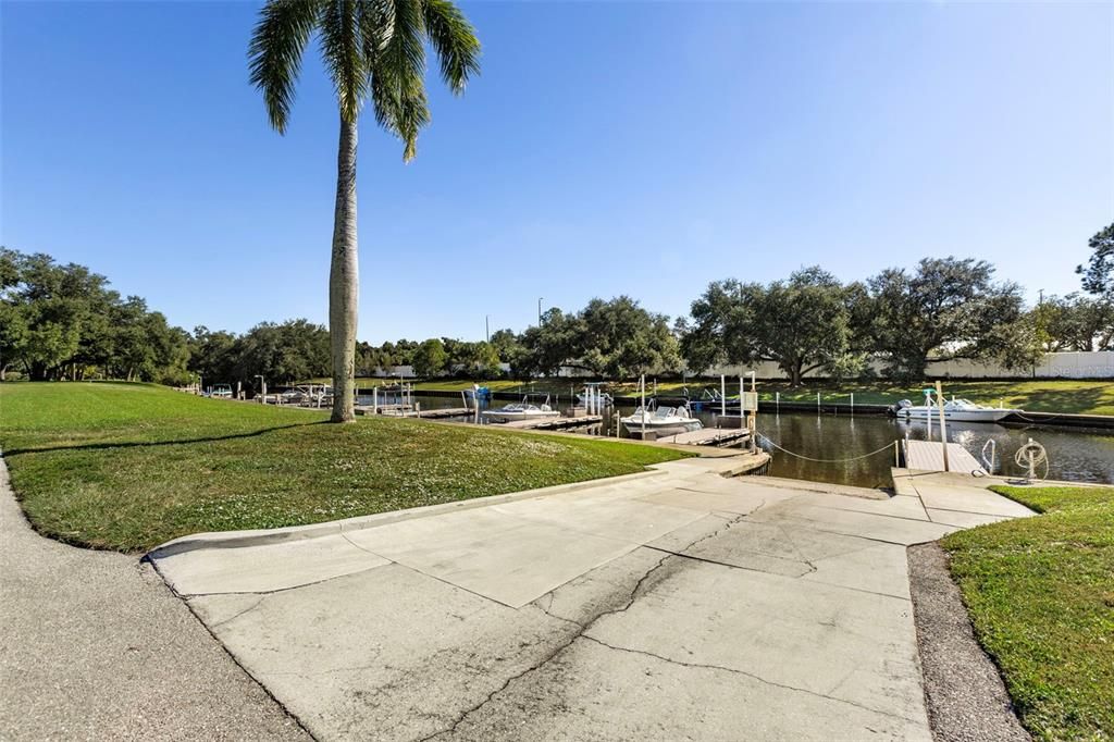 For Sale: $144,900 (2 beds, 2 baths, 1151 Square Feet)