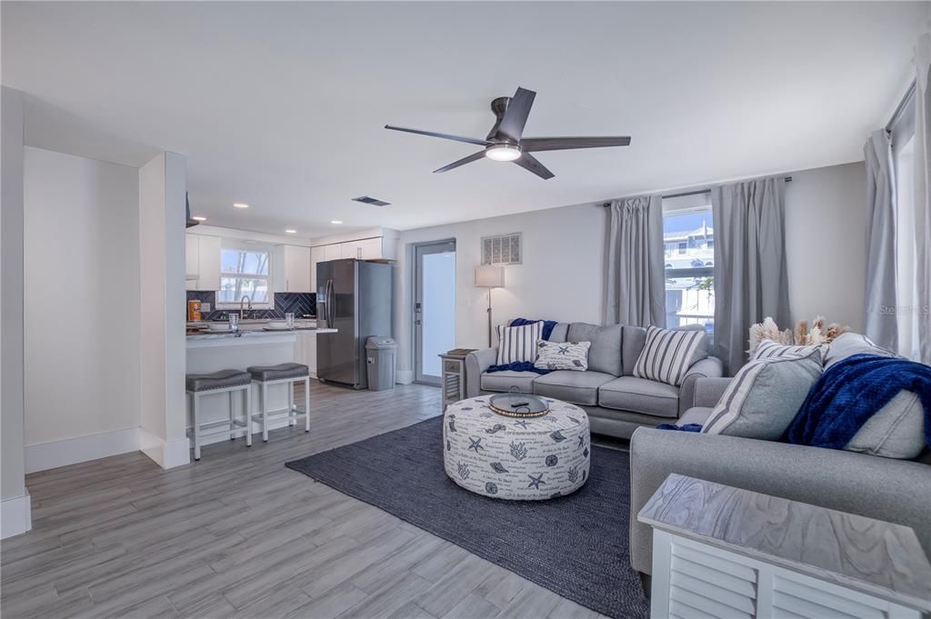 En Venta: $1,399,000 (4 camas, 0 baños, 1500 Pies cuadrados)
