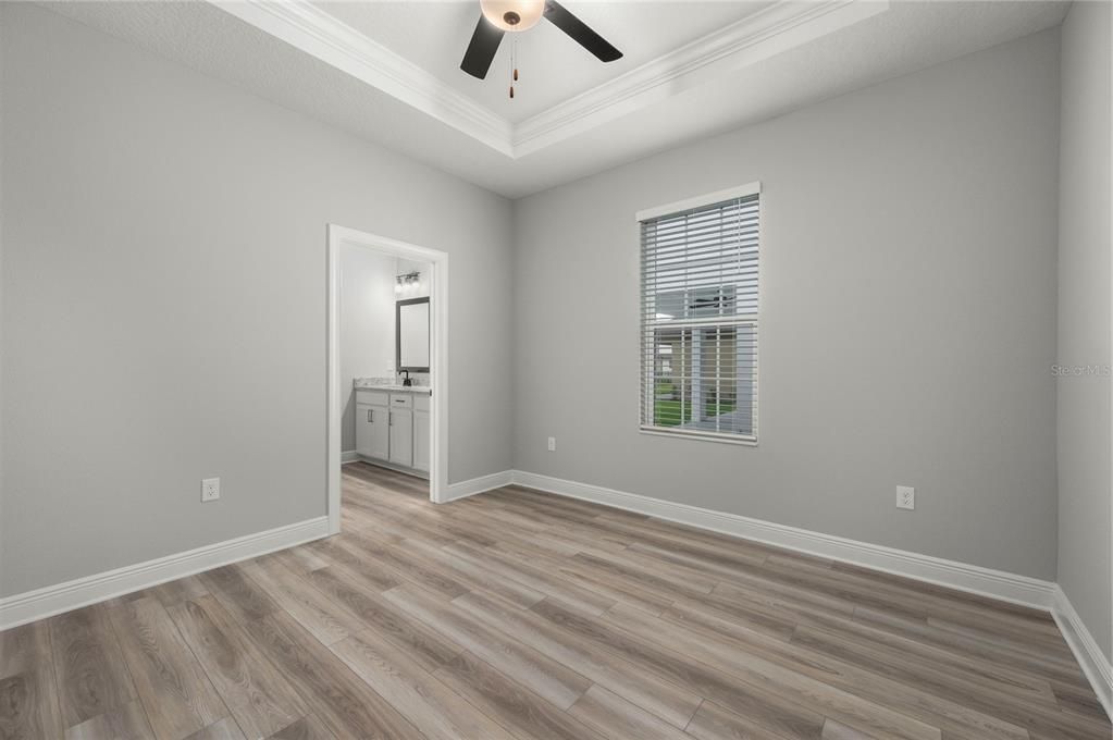 Activo con contrato: $463,900 (3 camas, 2 baños, 1553 Pies cuadrados)