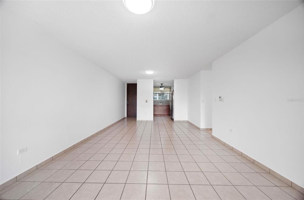 В аренду: $1,900 (3 спален, 2 ванн, 1200 Квадратных фут)