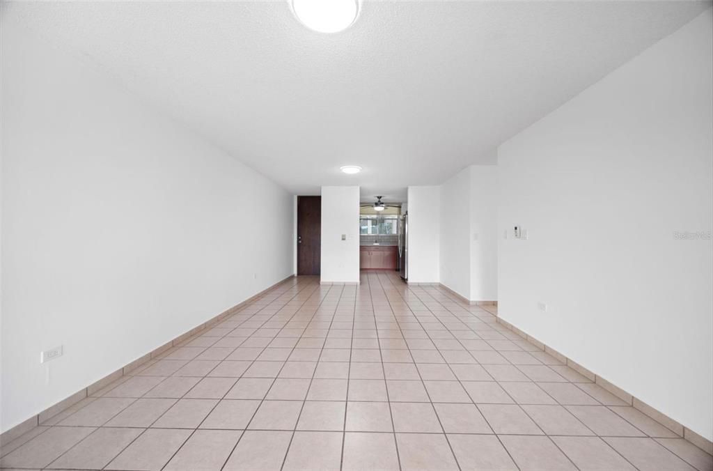 В аренду: $1,900 (3 спален, 2 ванн, 1200 Квадратных фут)