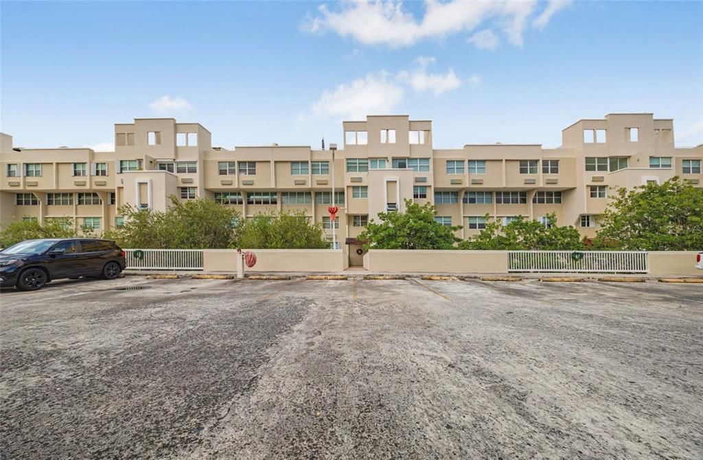 В аренду: $1,900 (3 спален, 2 ванн, 1200 Квадратных фут)