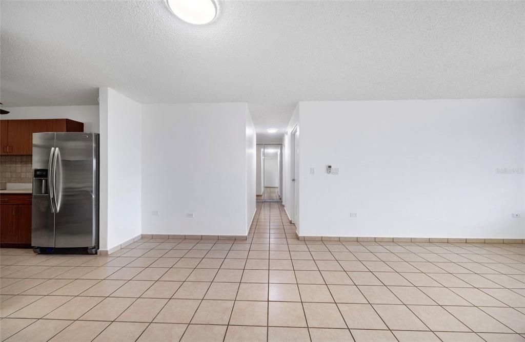 В аренду: $1,900 (3 спален, 2 ванн, 1200 Квадратных фут)