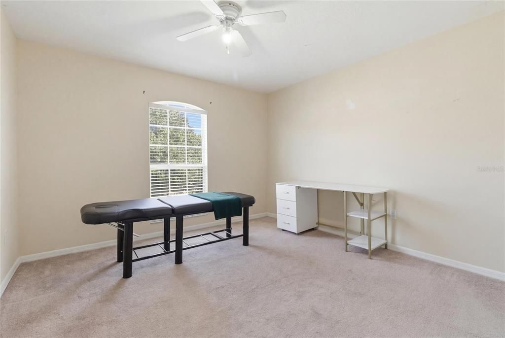 Active With Contract: $425,000 (6 beds, 4 baths, 3920 Square Feet)