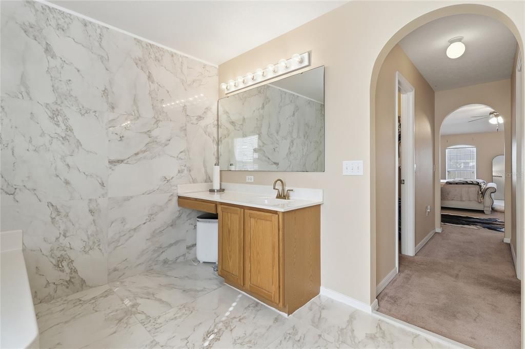 Active With Contract: $425,000 (6 beds, 4 baths, 3920 Square Feet)