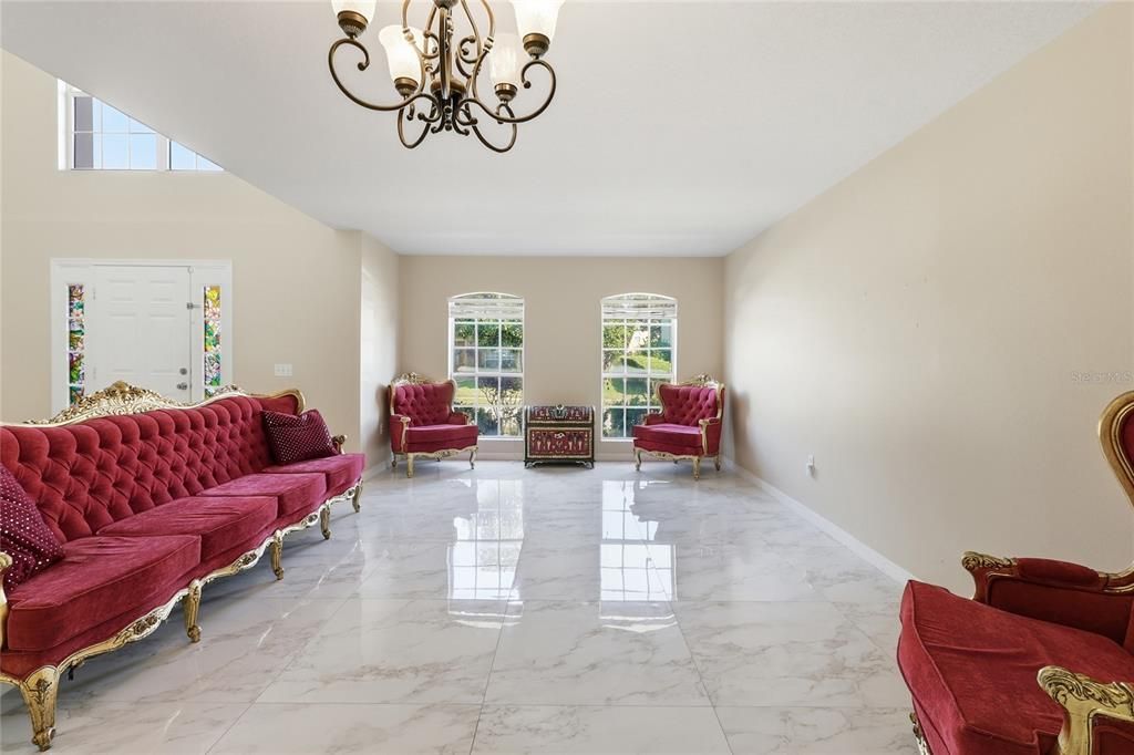 Active With Contract: $425,000 (6 beds, 4 baths, 3920 Square Feet)