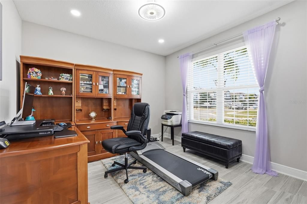 En Venta: $975,000 (7 camas, 4 baños, 5518 Pies cuadrados)