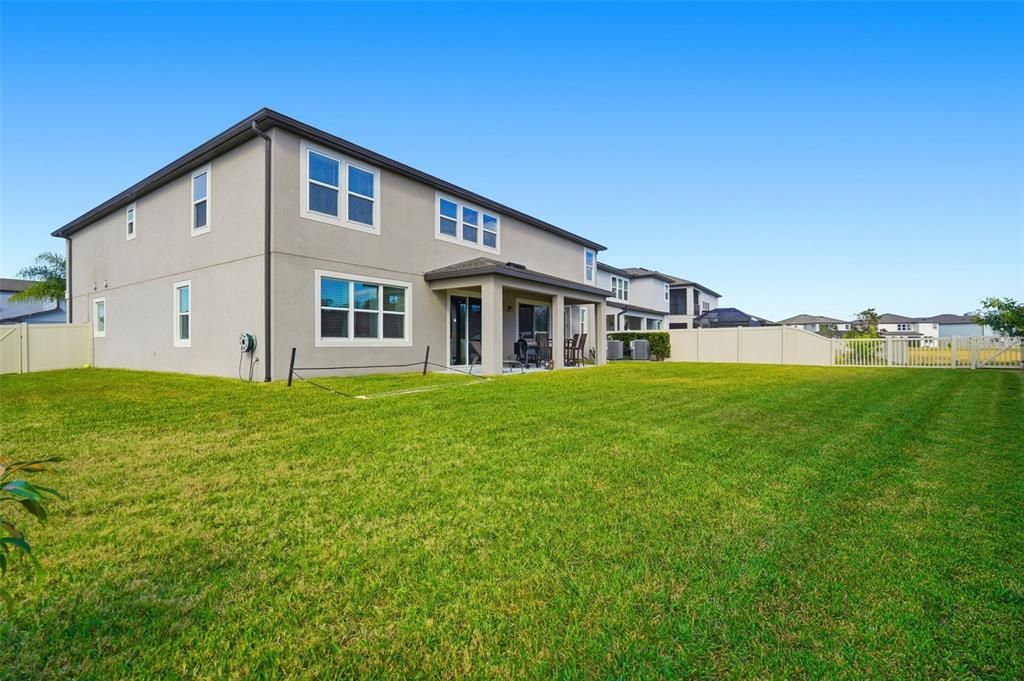 En Venta: $975,000 (7 camas, 4 baños, 5518 Pies cuadrados)