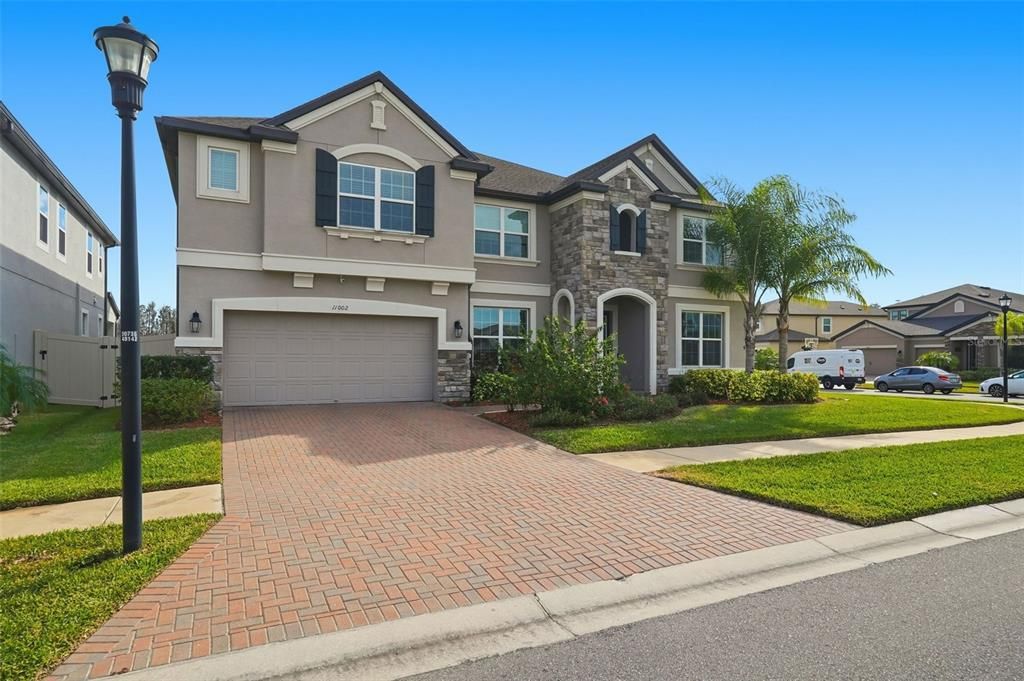 En Venta: $975,000 (7 camas, 4 baños, 5518 Pies cuadrados)