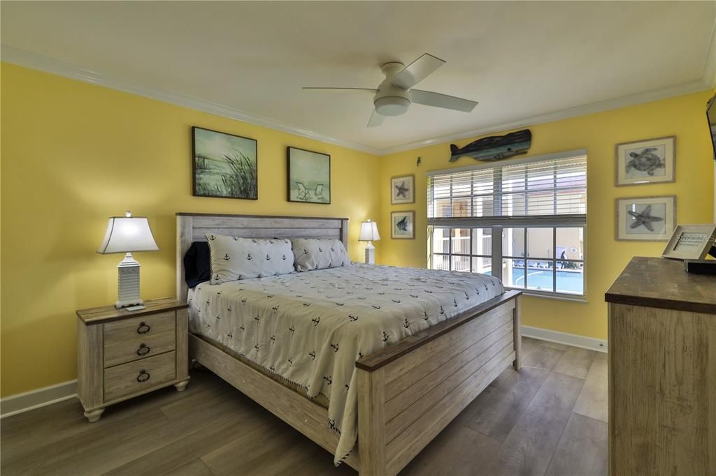 For Rent: $4,500 (2 beds, 2 baths, 912 Square Feet)