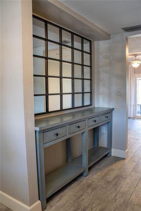 Active With Contract: $179,900 (3 beds, 2 baths, 1178 Square Feet)