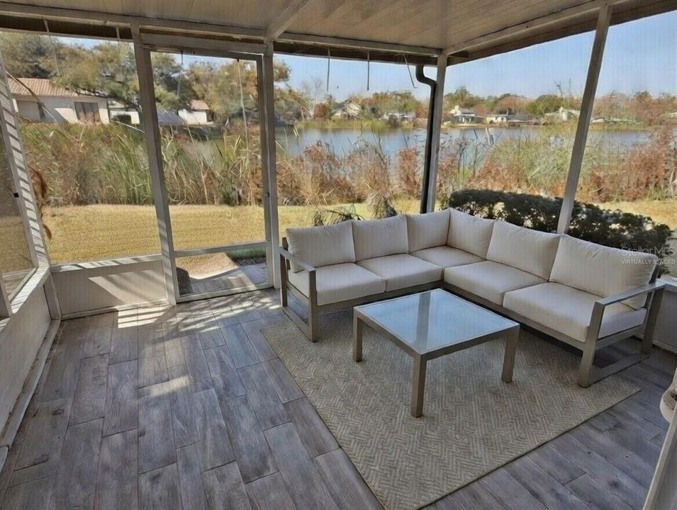 Active With Contract: $179,900 (3 beds, 2 baths, 1178 Square Feet)