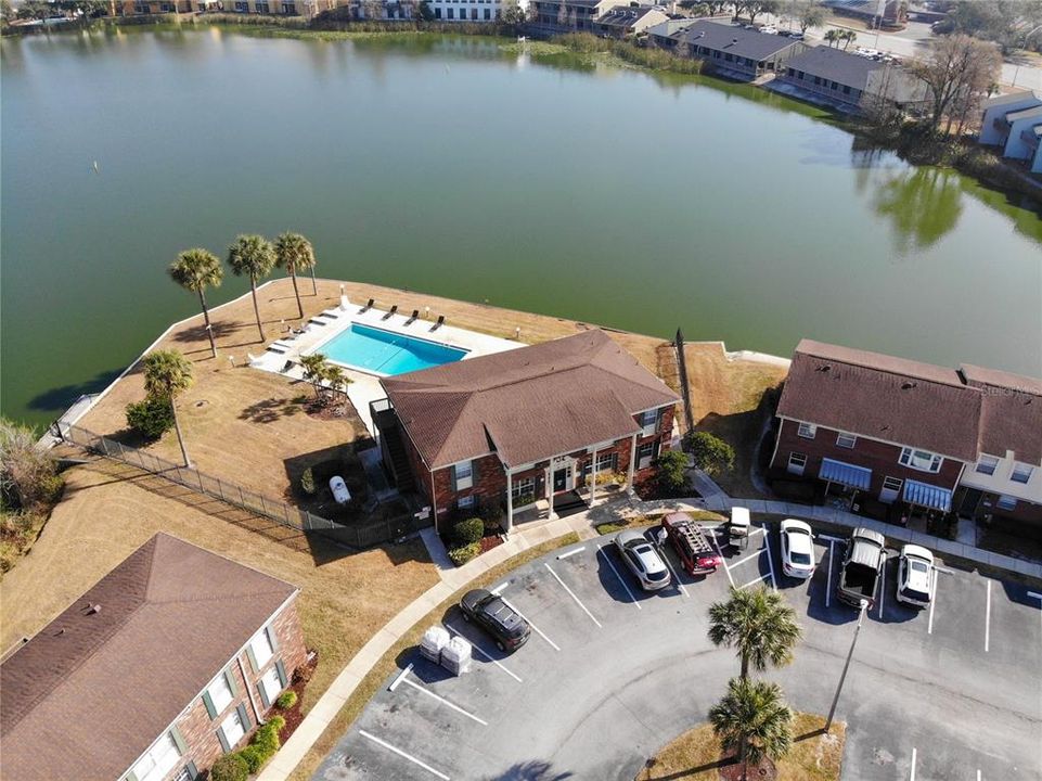 Active With Contract: $179,900 (3 beds, 2 baths, 1178 Square Feet)