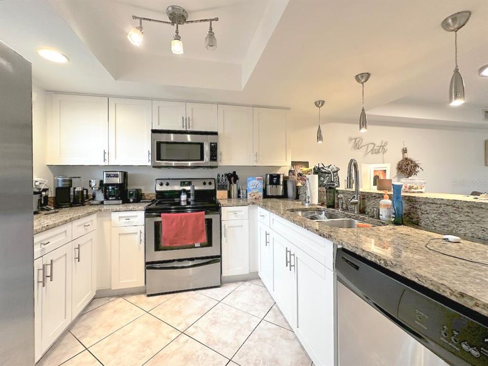 For Sale: $810,000 (6 beds, 0 baths, 3468 Square Feet)