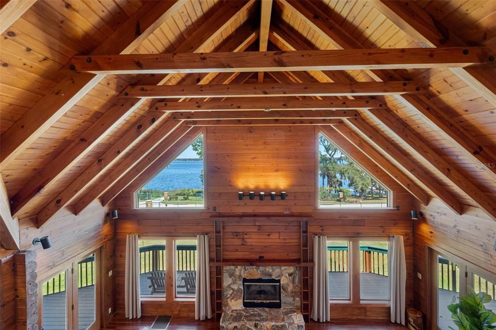 For Sale: $1,780,000 (6 beds, 5 baths, 4227 Square Feet)