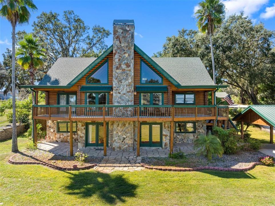 For Sale: $1,780,000 (6 beds, 5 baths, 4227 Square Feet)
