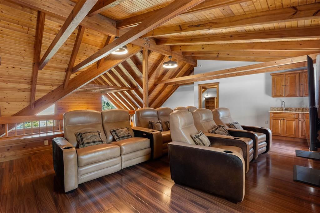 For Sale: $1,780,000 (6 beds, 5 baths, 4227 Square Feet)