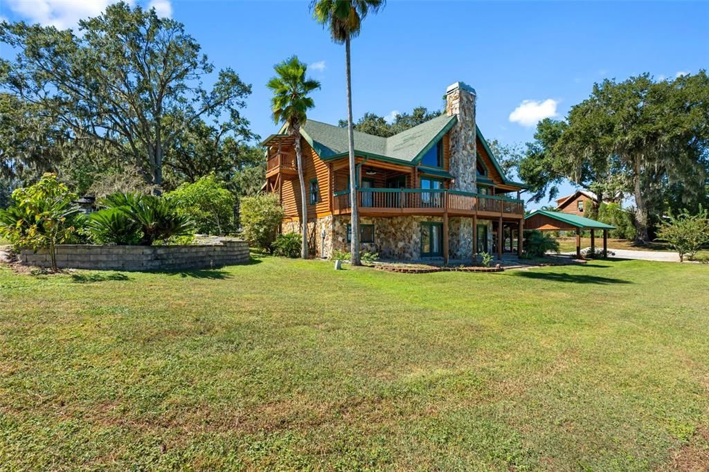 For Sale: $1,780,000 (6 beds, 5 baths, 4227 Square Feet)