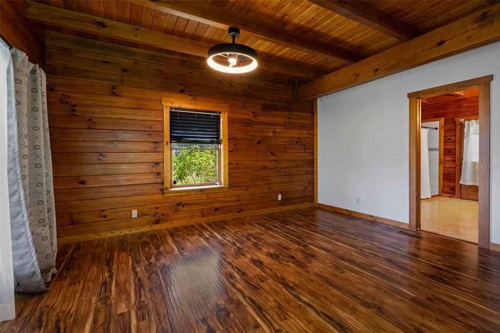For Sale: $1,780,000 (6 beds, 5 baths, 4227 Square Feet)