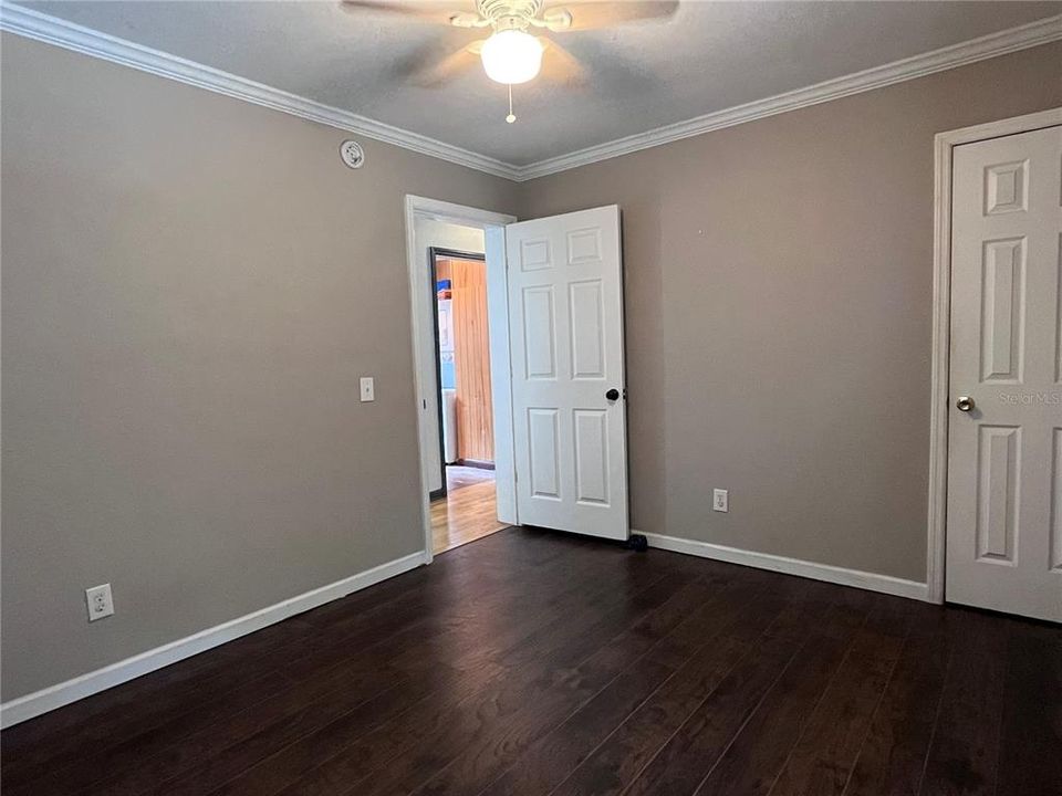 Activo con contrato: $350,000 (3 camas, 2 baños, 1540 Pies cuadrados)